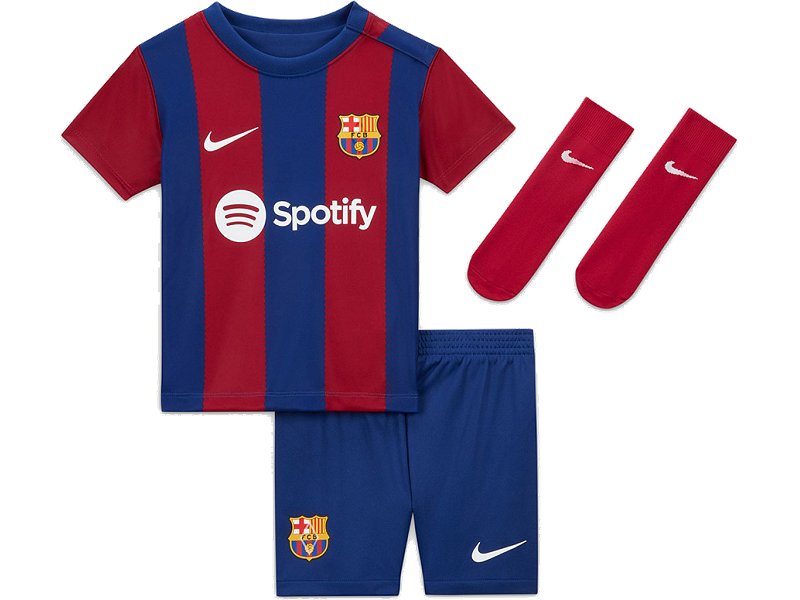 : Barcelona Nike infants kit
