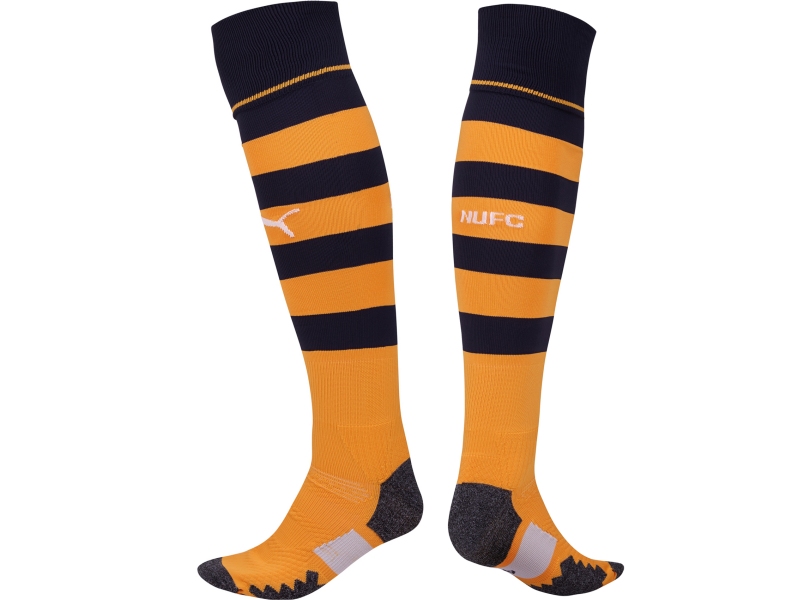 Newcastle Puma football socks