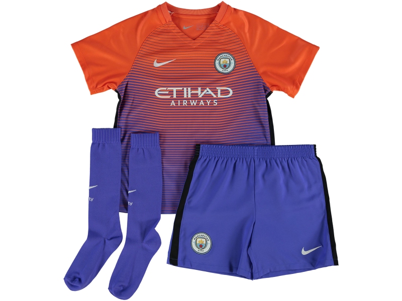 Man City Nike infants kit