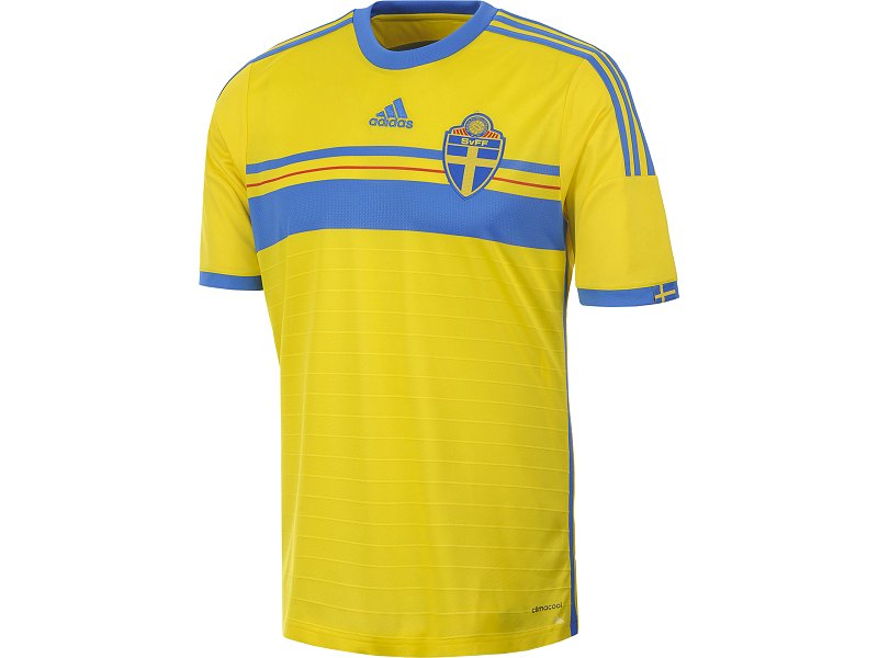 Sweden Adidas boys shirt