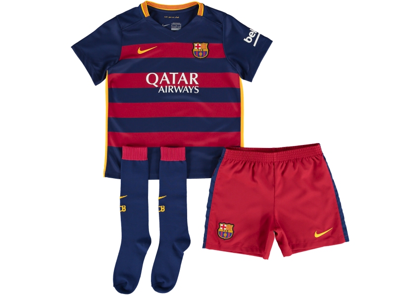 Barcelona Nike infants kit