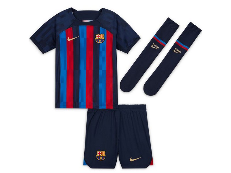 : Barcelona Nike infants kit